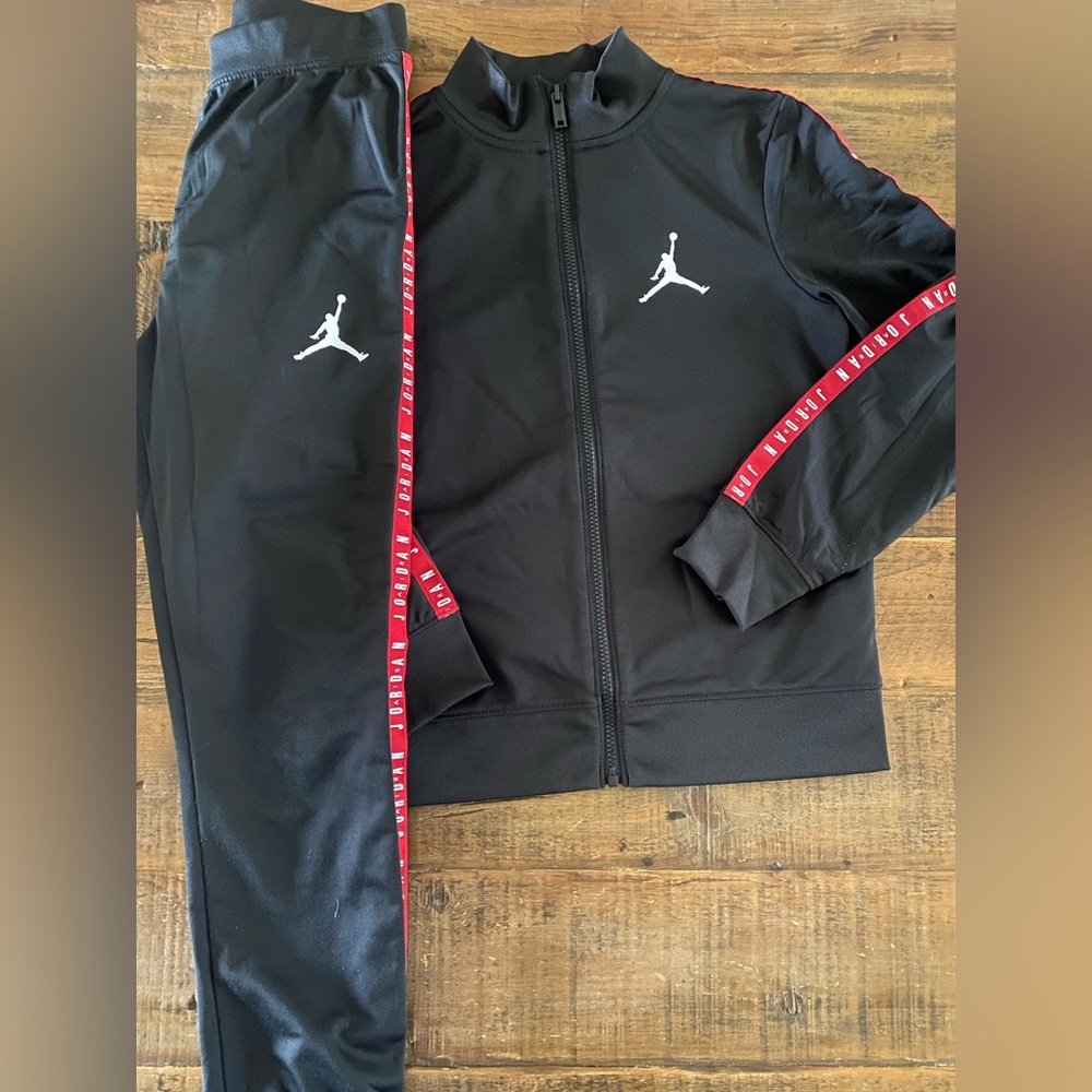 Nike Jordan Jumpman Boy’s Tracksuit Medium 10-12